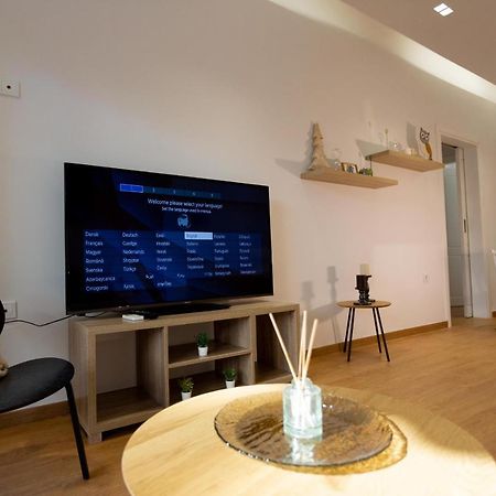 Gtrip Brand New Koukaki Apartment - 3125 Atene Esterno foto