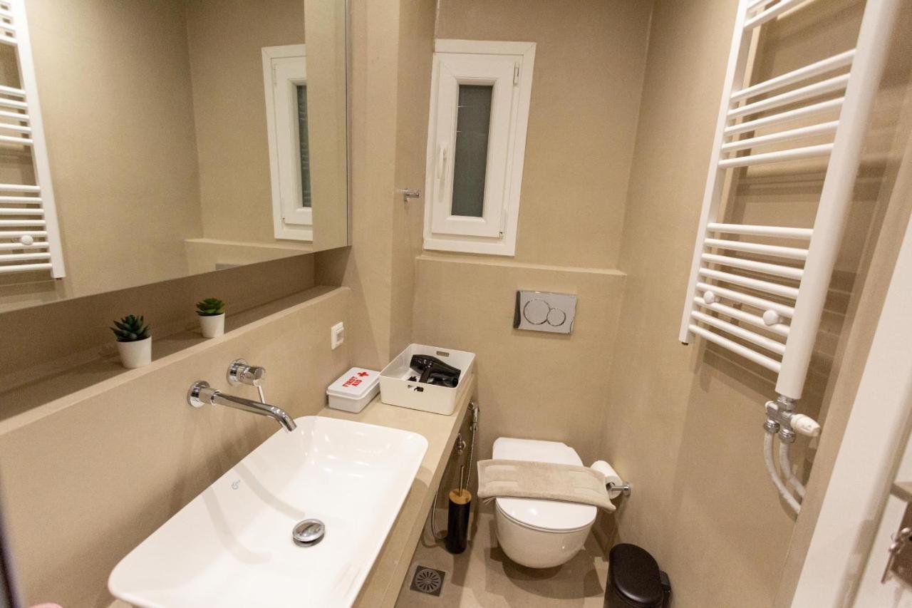 Gtrip Brand New Koukaki Apartment - 3125 Atene Esterno foto